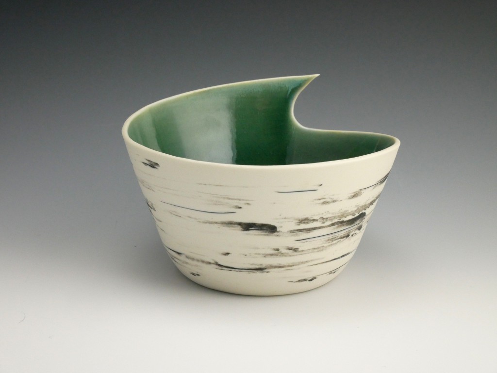 Gesatural birch bowl with minty green.JPG